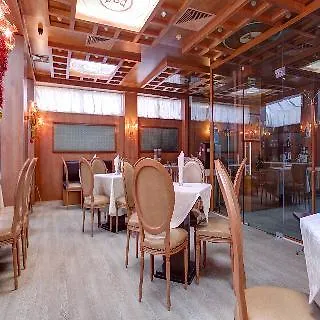 Rocentro Hotel 3*
